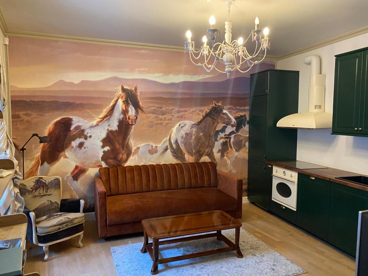 Exclusive Gaono Apartment In The Heart Of Old Town Vilnius Esterno foto