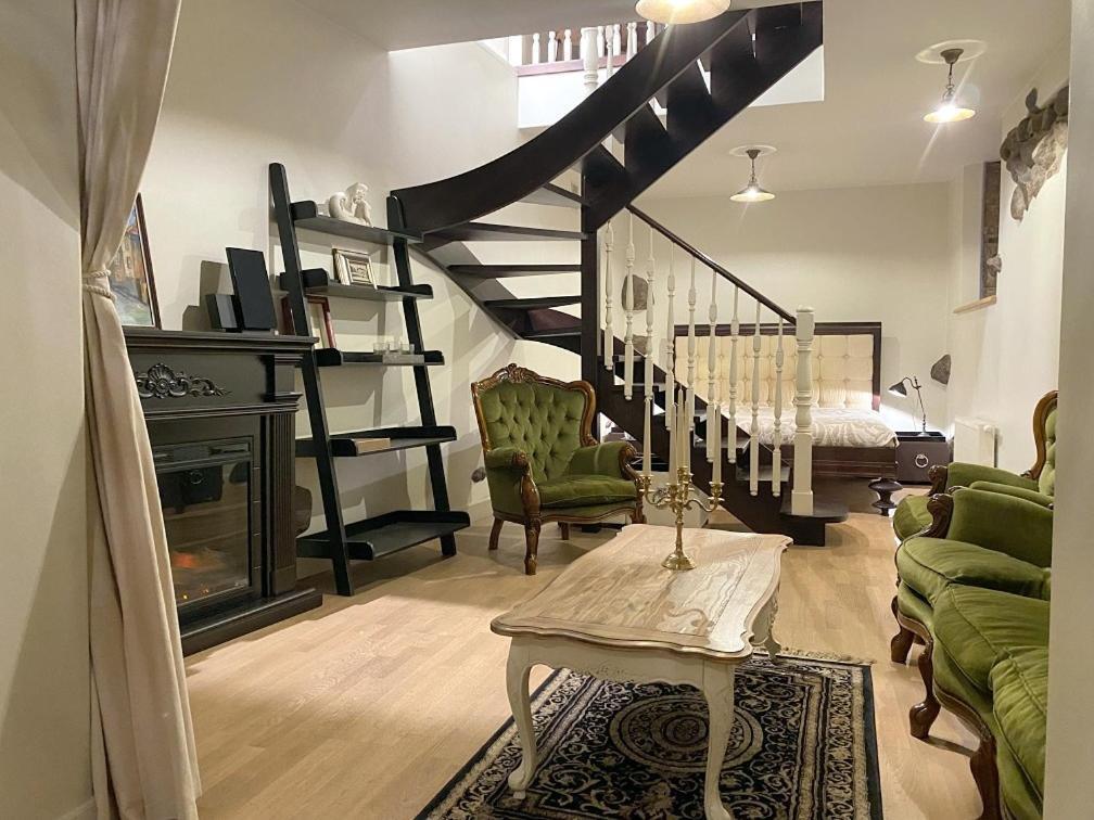 Exclusive Gaono Apartment In The Heart Of Old Town Vilnius Esterno foto