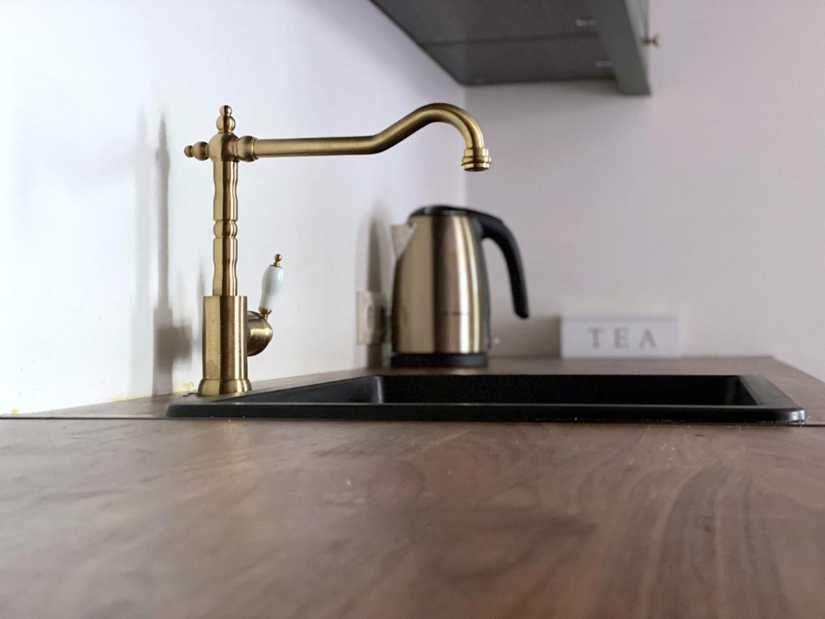 Exclusive Gaono Apartment In The Heart Of Old Town Vilnius Esterno foto