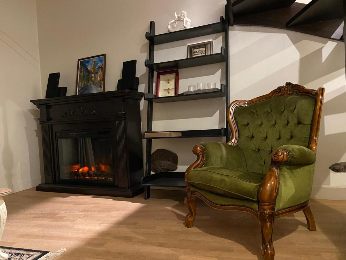 Exclusive Gaono Apartment In The Heart Of Old Town Vilnius Esterno foto